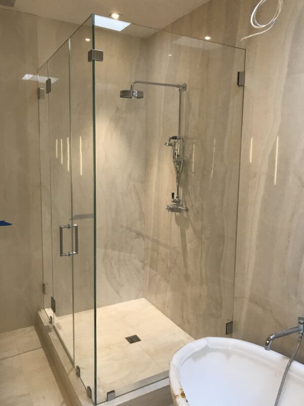 shower glass partition